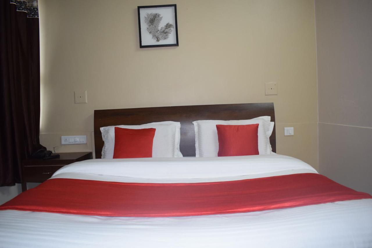 Hotel-The Safar Ahmedabad Exterior photo