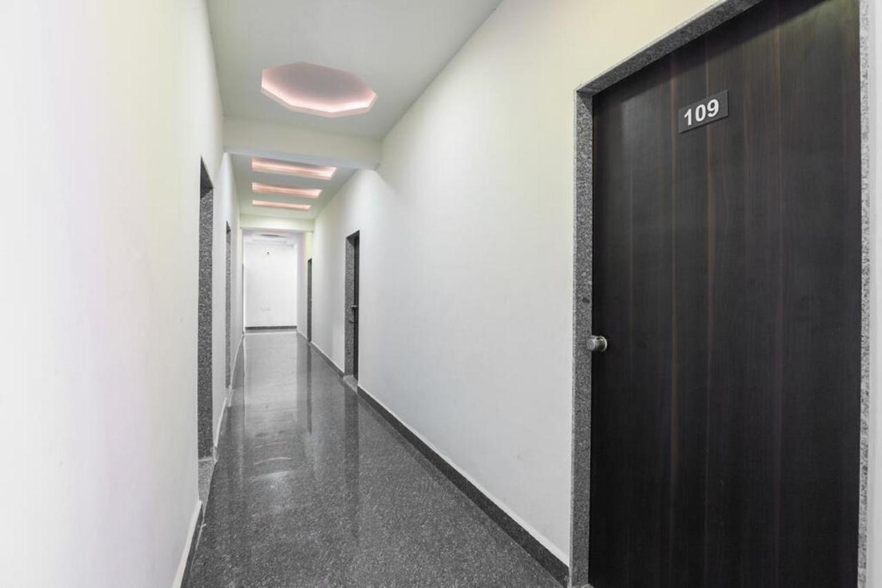 Hotel-The Safar Ahmedabad Exterior photo
